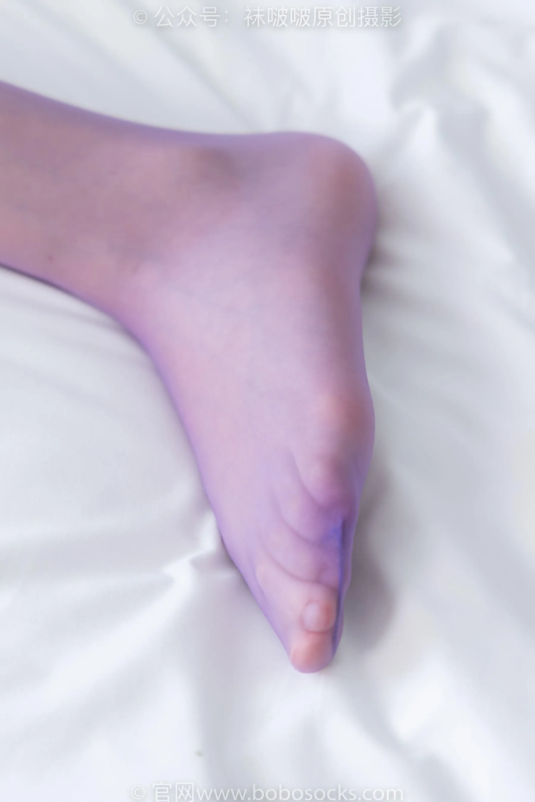 [BoBoSocks袜啵啵]NO.205 小甜豆-白色高跟鞋、紫色油亮丝袜[23] [53P]插图4